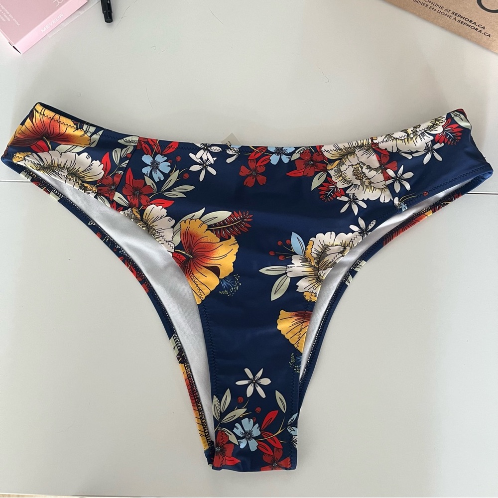 Zaful Floral bikini set